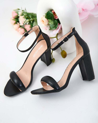 Royalfashion Дамски сандали Leheres Post