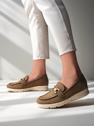 Женски обувки от Royalfashion с декоративен акцент на пръста