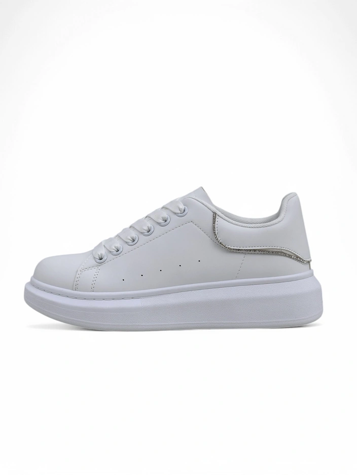 Бели спортни сникърси Athena от еко кожа