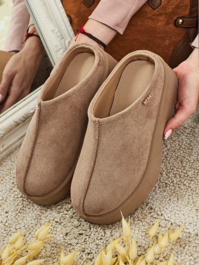 Къси дамски боти а'ла сноубутс с пухкава подплата Calindra