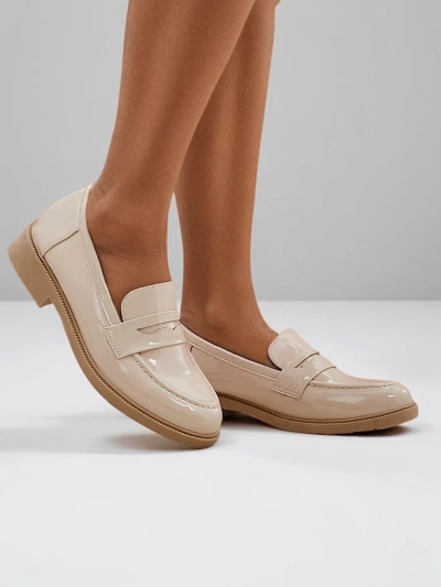 Royalfashion Женски патентовани мокасини Aylay