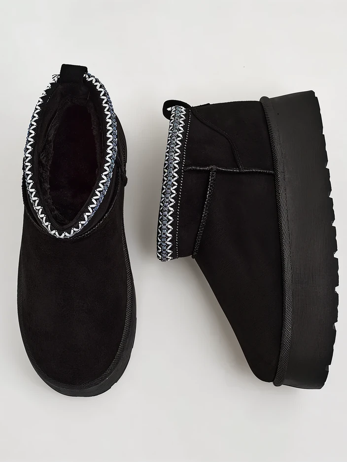 Royalfashion Дамски къси ботуши a'la snow boots Xoalla