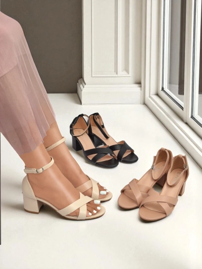 Royalfashion Дамски сандали с нисък дебел ток Eleganza Strap