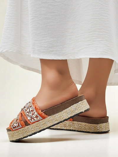 Royalfashion Дамски чехли с украси Candy Candy