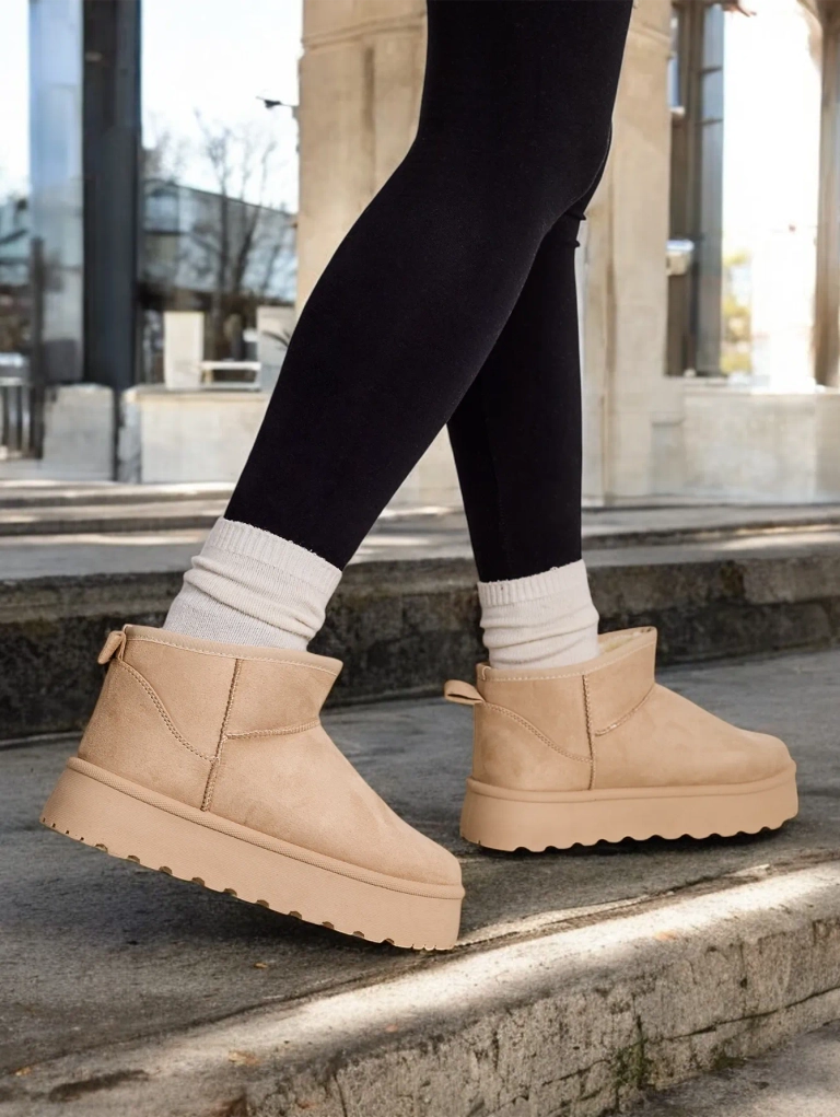 Royalfashion Къси снежни ботуши за жени Fofio