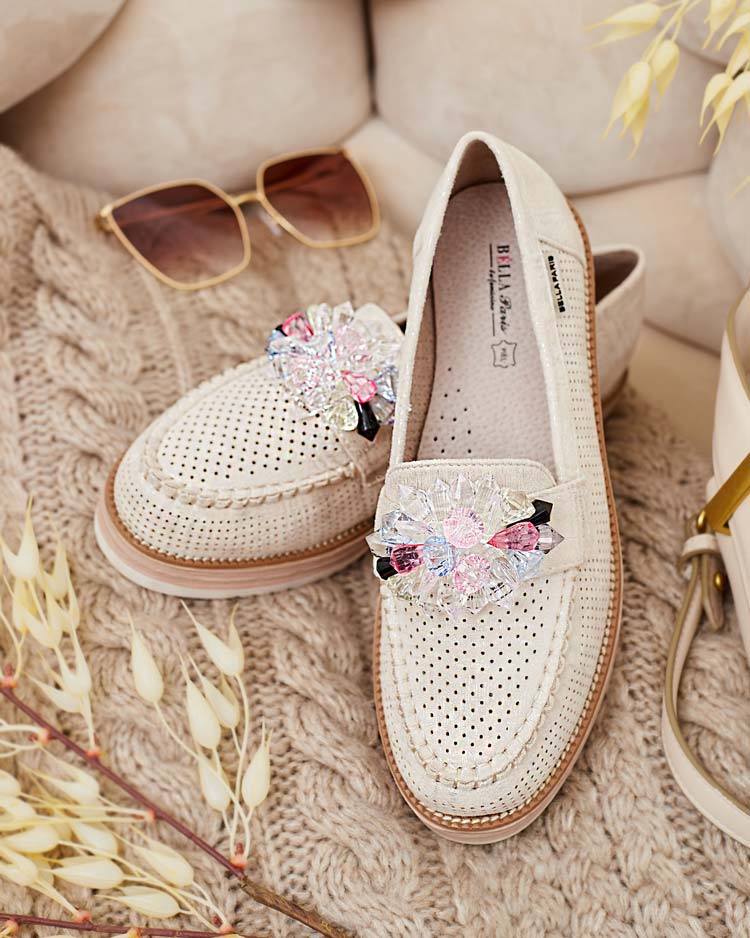 Royalfashion Мокасини с цветни камъни Restea