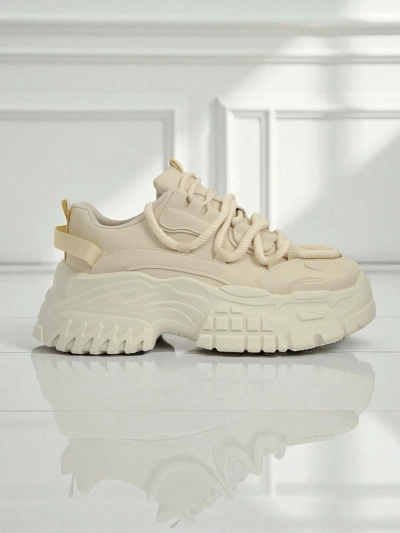 Дамски сникърси бежови Athenia от еко кожа на платформа 6,5 см