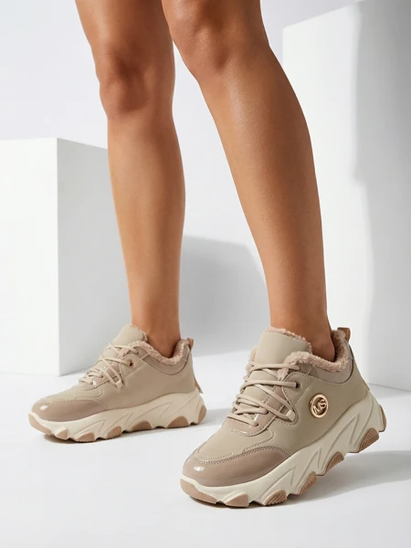 Royalfashion Дамски изолирани маратонки Caroz