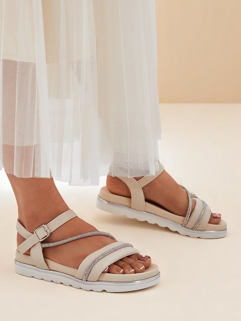 Royalfashion Дамски сандали на платформа с камъни Magnol