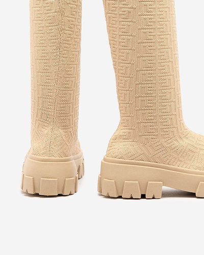 Royalfashion Бежови дамски ботуши с шарка Helipea