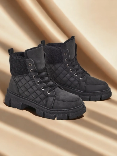 Royalfashion Черни дамски изолирани ботуши Hogenaf