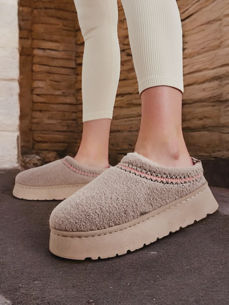 Роялфешън Къси дамски зимни боти тип снежни обувки Esel