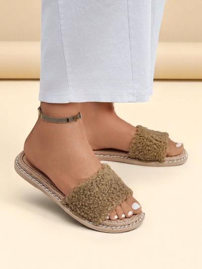 Royalfashion Дамски чехли с кожух Cozy Step