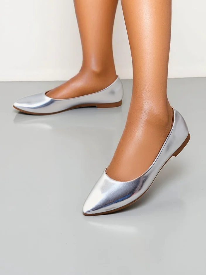 Royalfashion Дамски лачени балерини Aramiese