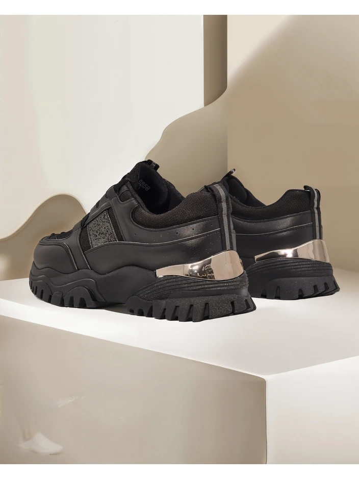 Дамски сникърси Arete Nero на равна подметка от екологична кожа