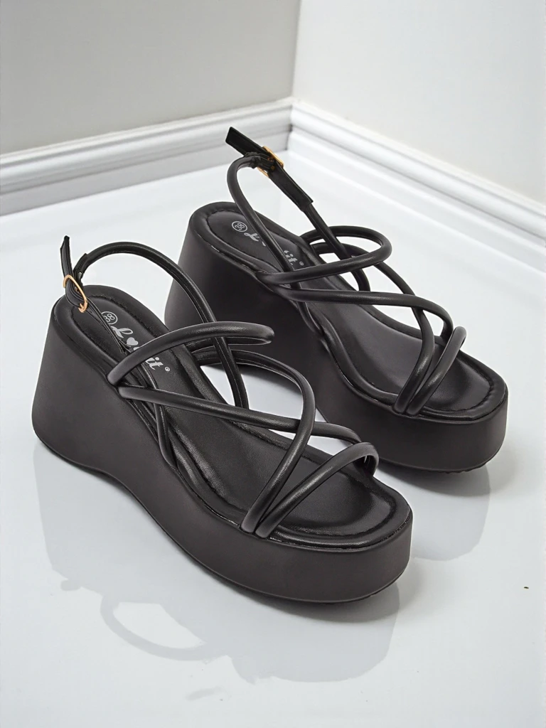 Royalfashion Дамски сандали на котурн Skyline Straps