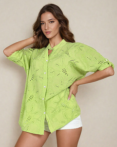 тъмнозелено