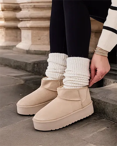 Royalfashion Къси зимни ботуши за жени Komano