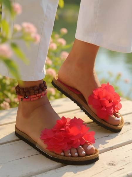 Royalfashion Дамски чехли с цветчета Flora Soft