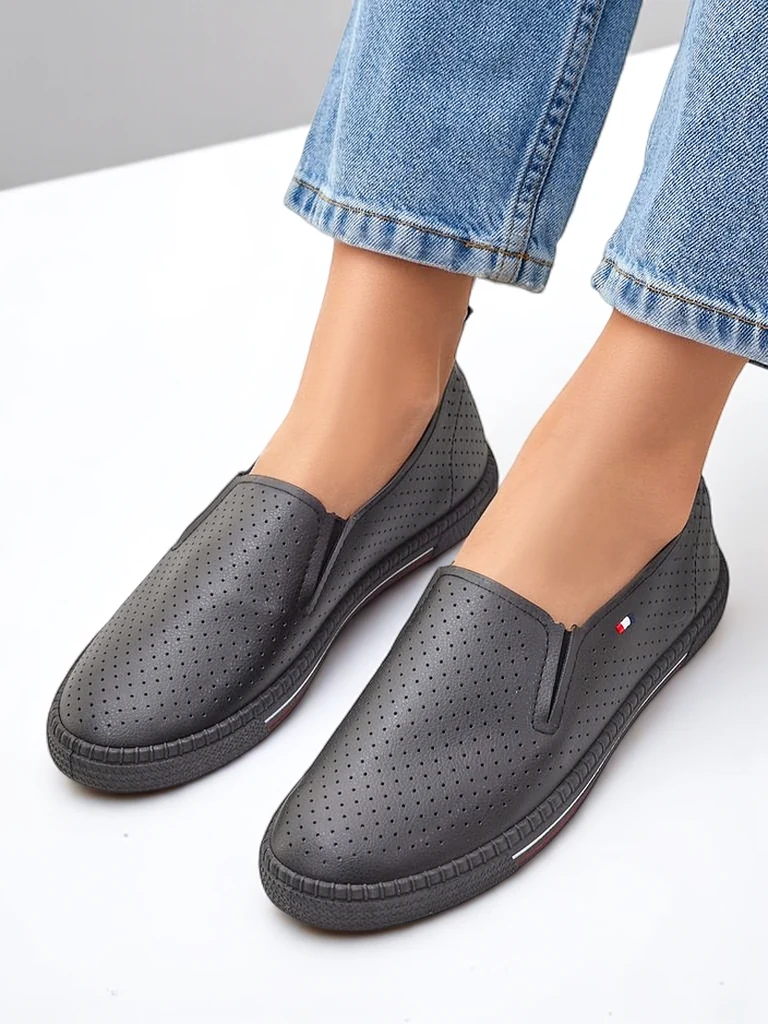 Обувки без връзки Royalfashion за жени Vielles