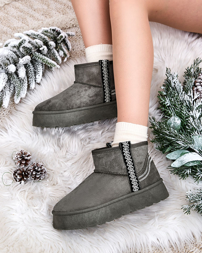Royalfashion Дамски къси ботуши a'la snow boots with ornament Erititta
