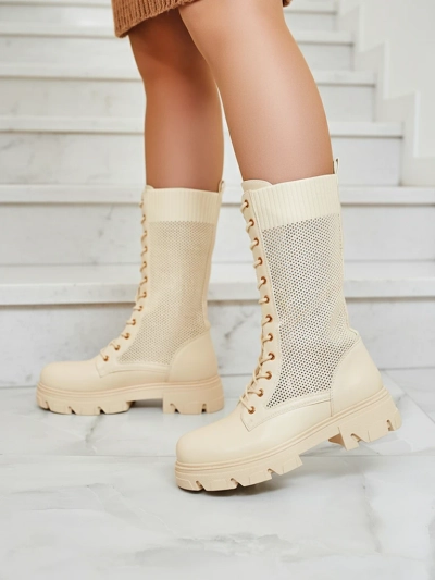 Royalfashion Дамски ажурни ботуши с дантела Buhomias