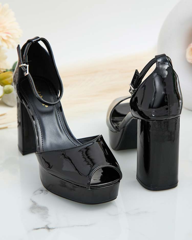 Royalfashion Дамски сандали Lefeyoa с лакиран ток