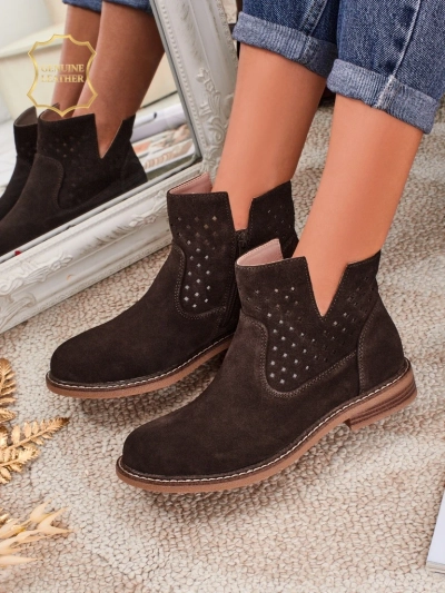 Aurelia Verona - Кафяви дамски велурени боти от естествена кожа, 3 см ток