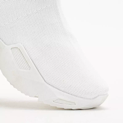 OUTLET Białe damskie wysokie sportowe buty Gohi - Obuwie