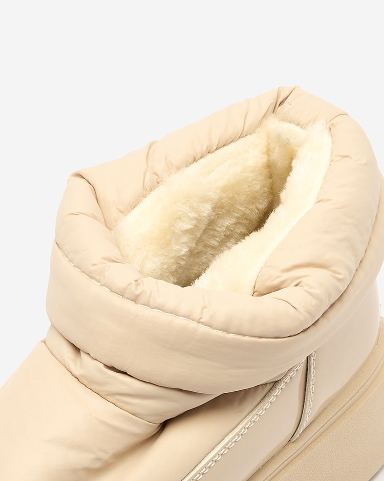 Royalfashion Дамски ботуши за сняг в бежов цвят Ademra