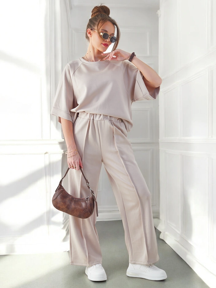 Royalfashion Женскo облекло с къси ръкави и разкроени панталони