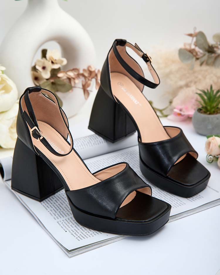 Royalfashion Дамски сандали Linn