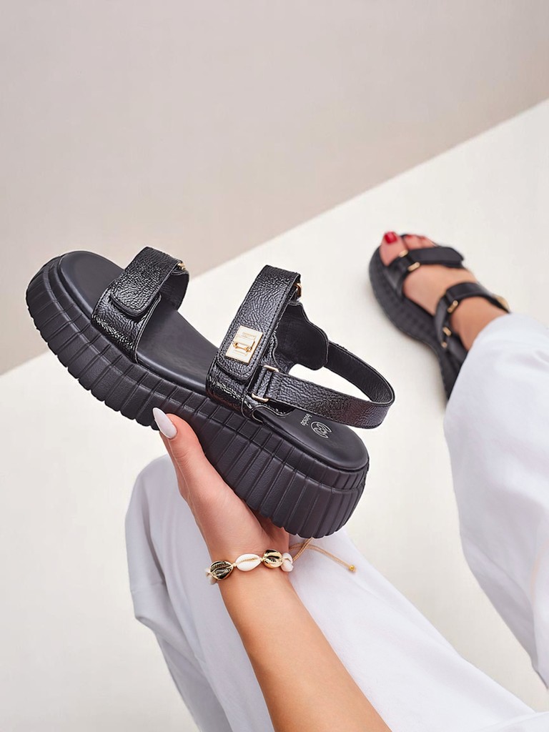 Royalfashion дамски сандали с по-дебела подметка Aganda