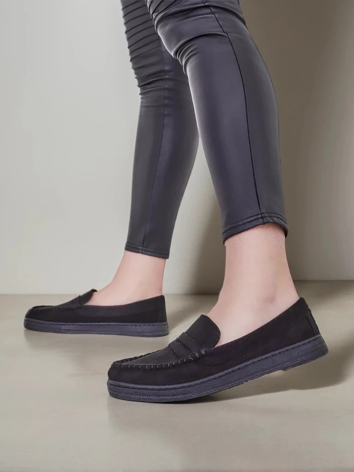 Royalfashion Класически дамски лофери Carollese