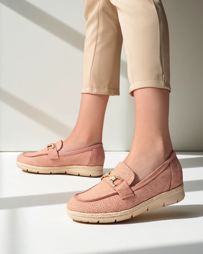 Женски обувки на плосък ток Royalfashion с декоративен детайл на пръстите