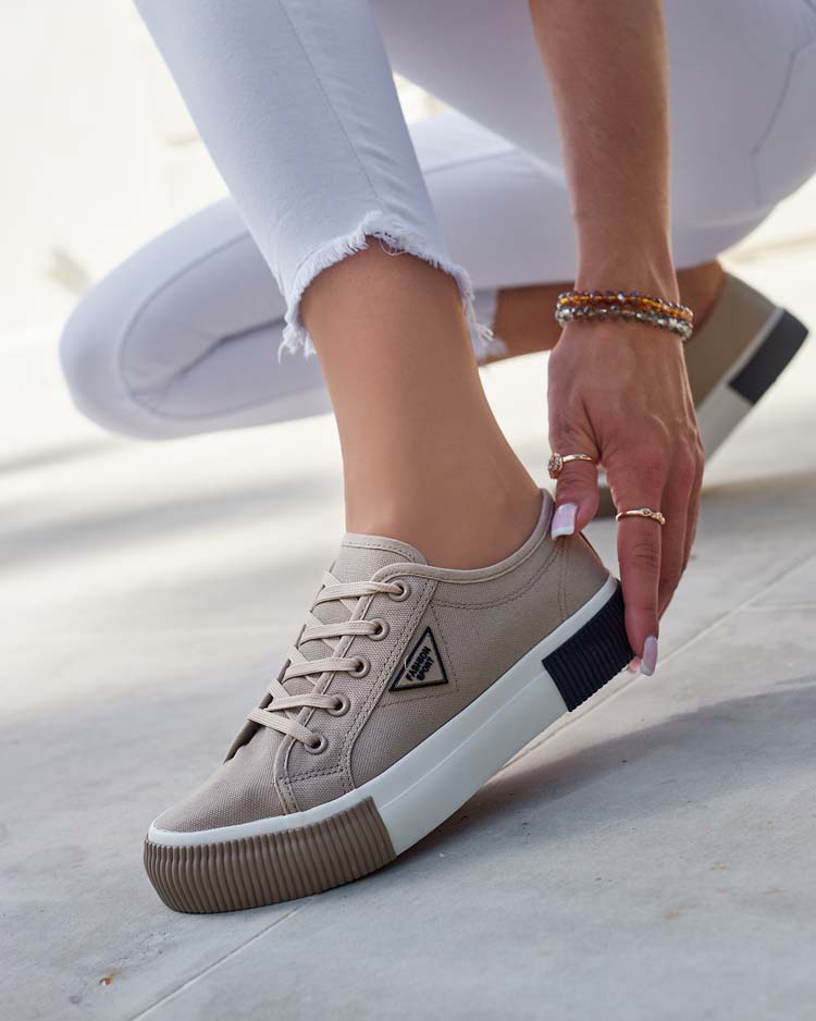 Royalfashion Дамски маратонки Alamma