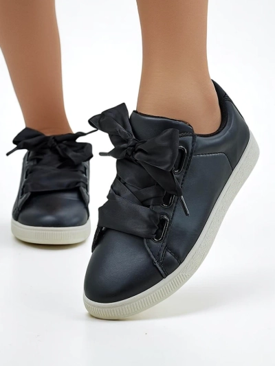 Кецове от еко-кожа на Royalfashion за жени с декоративни връзки Etti