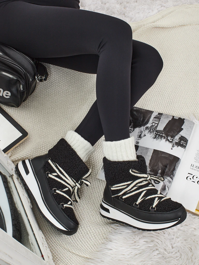 Дамски боти тип снегоходки с пух Verruna