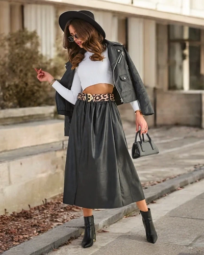 Дамска миди пола от еко кожа на Royalfashion