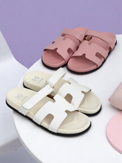 Royalfashion Дамски чехли с равна подметка Arian