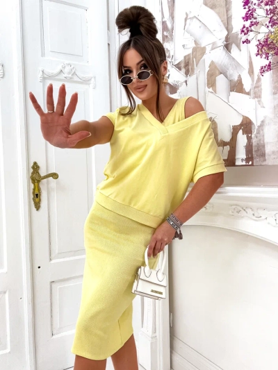 Комплект Royalfashion за жени с разкриващ суичър и рокля до коляното