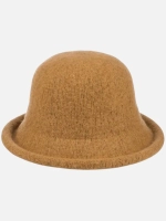 светлокафяв