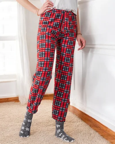 Royalfashion Памучни коледни пижами за жени с каре.