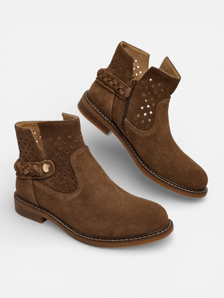 Ажурни дамски ботильони от естествена кожа Unimi