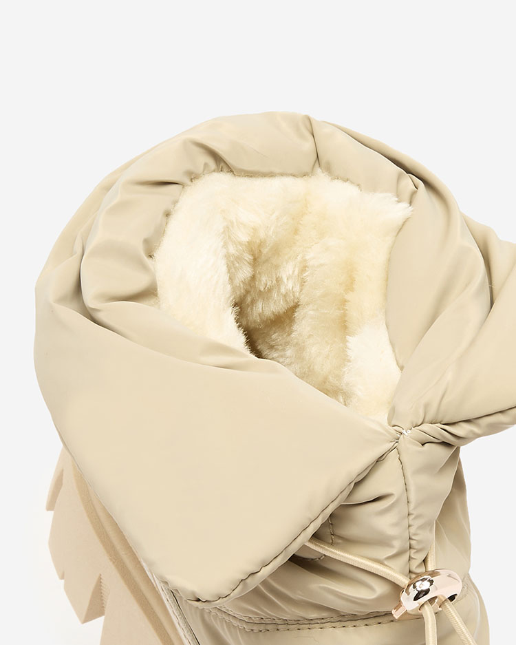 Royalfashion Дамски ботуши за сняг в светлокафяв цвят Sadella