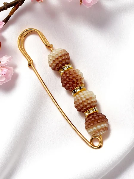 Декоративна дамска брошка с перли Four Pearls