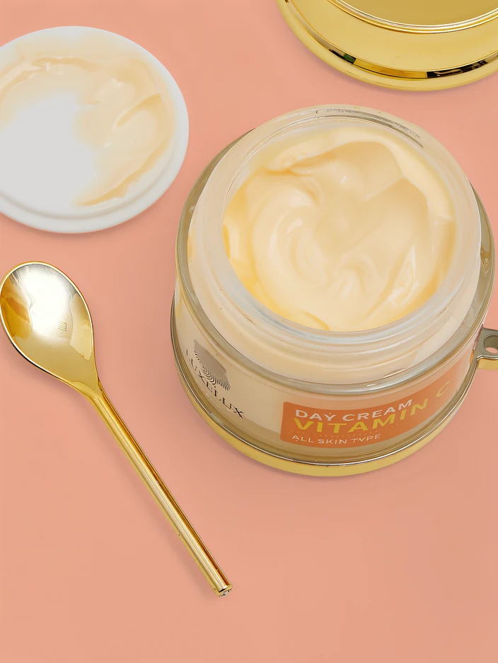 Luxelux Витамин C дневен крем 50 г