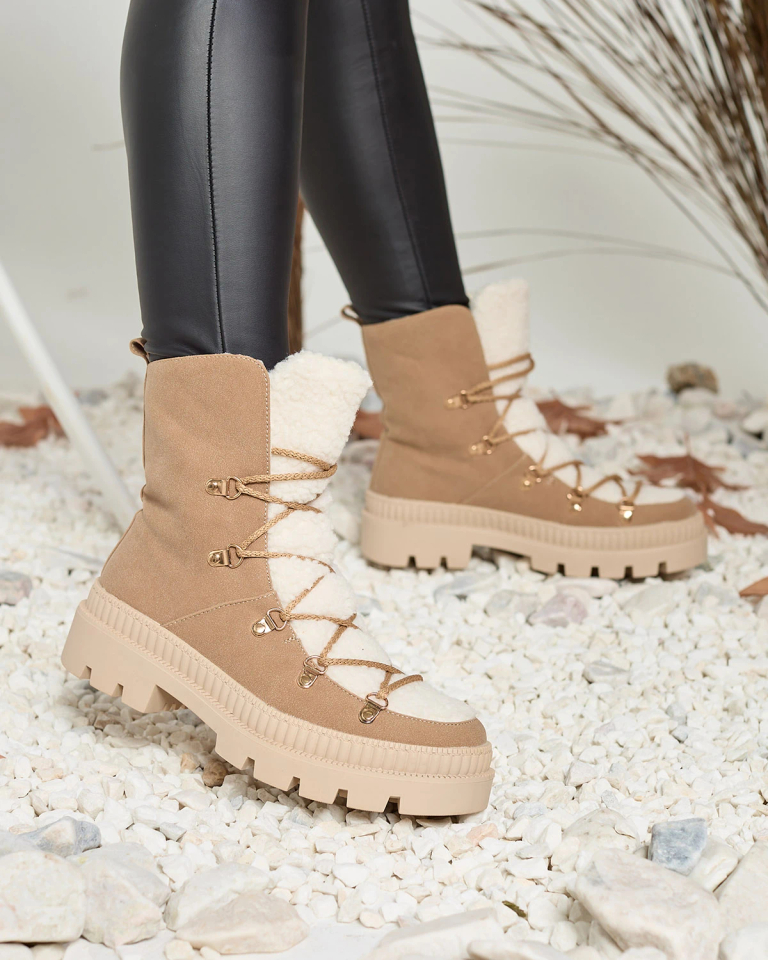 Royalfashion Бежови дамски изолирани ловджийски ботуши с овча кожа Lery Walk