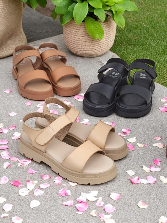 Royalfashion Дамски сандали с по-дебела подметка Otvanna