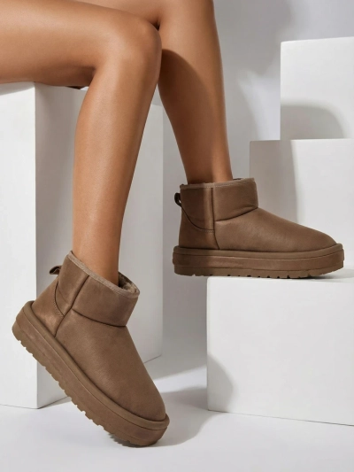 Дамските снежни ботуши на Royalfashion Ysiof